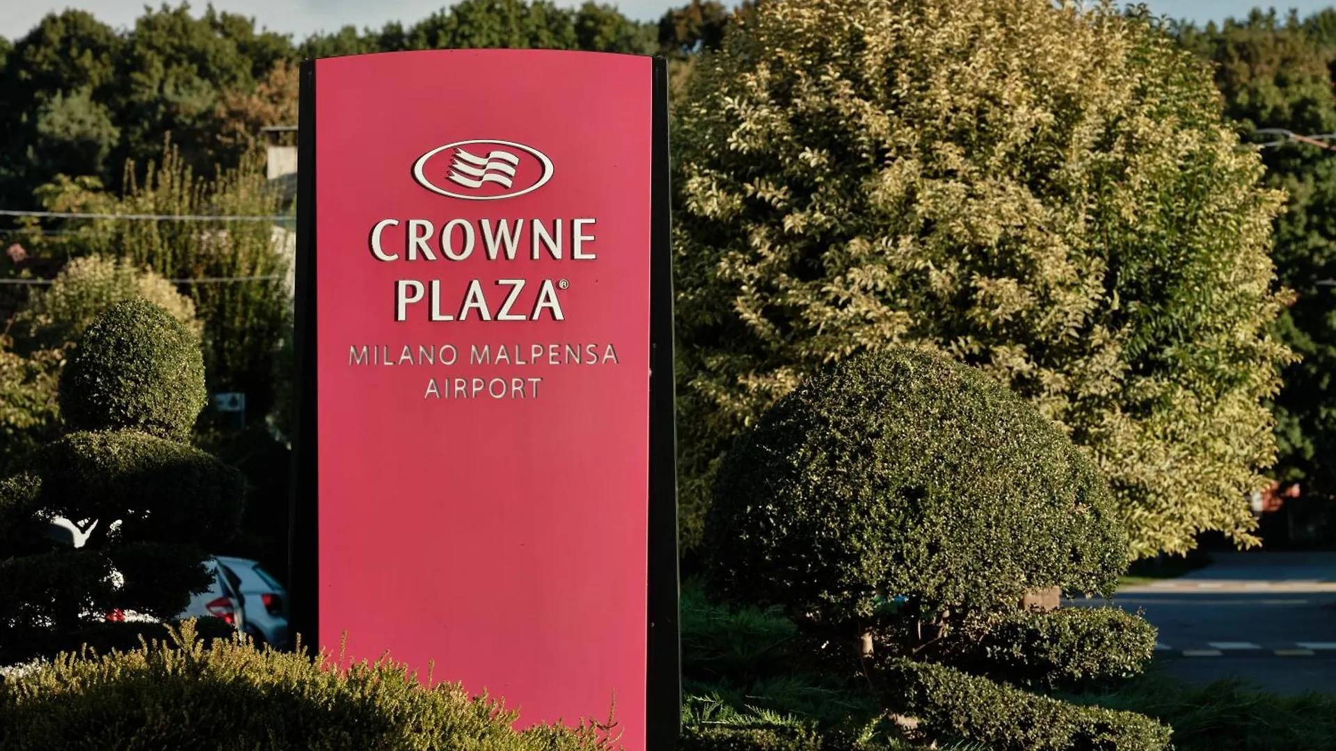 Crowne Plaza Milan - Malpensa Airport By Ihg Hotel Case Nuove